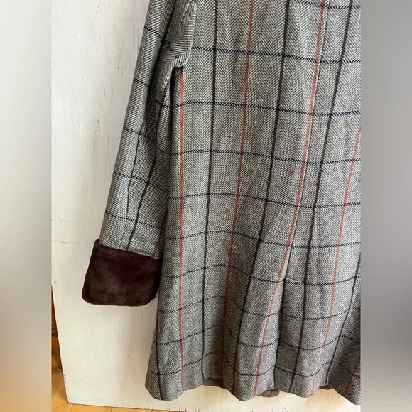 ANTHROPOLOGIE- FRENCHMAUVE Eva Faux Fur Trimmed Coat - Picture 10 of 13